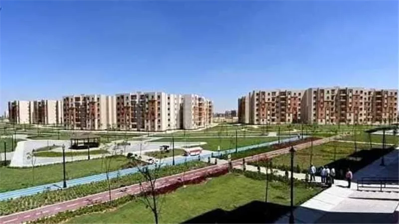 شقتان لكل أسرة ويحق التقديم لمن حصل من قبل.. مفاجأة بطرح الإسكان الجديد 2025 | فيديو