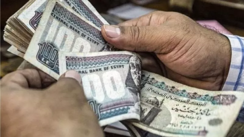  1600 جنيه زيادة لهؤلاء.. الحكومة تزف بشرى سارة لـ4.5 مليون موظف 