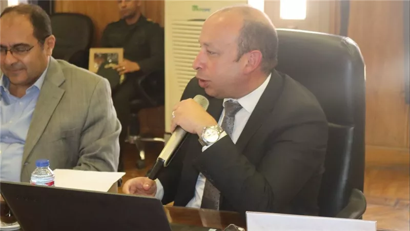 حلول لأزمة أطباء الامتياز.. تفاصيل اجتماع مجلس كلية طب قصر العيني