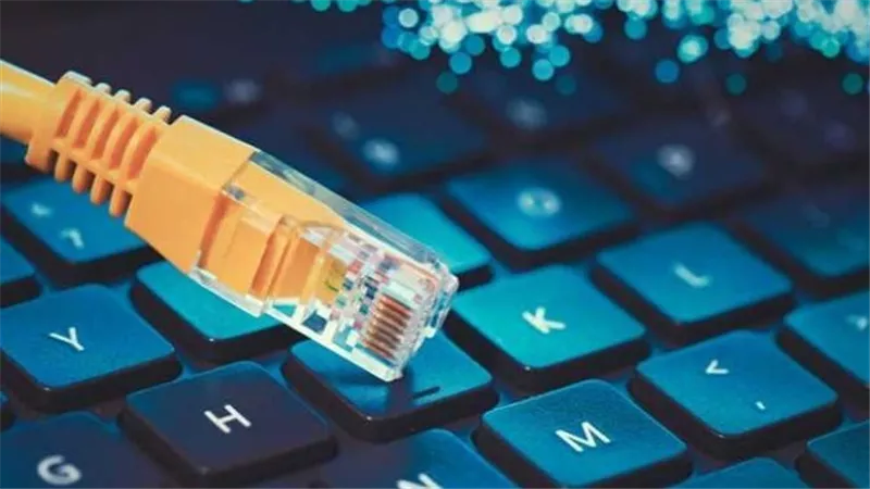  كارثة انترنت.. عواصف شمسية تقترب من كوكب الأرض فماذا يحدث؟ 