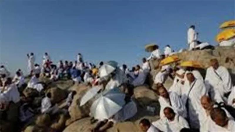عدد أيام الإجازة للموظفين..موعد وقفة عرفات وعيد الأضحى 2025 فلكيًا