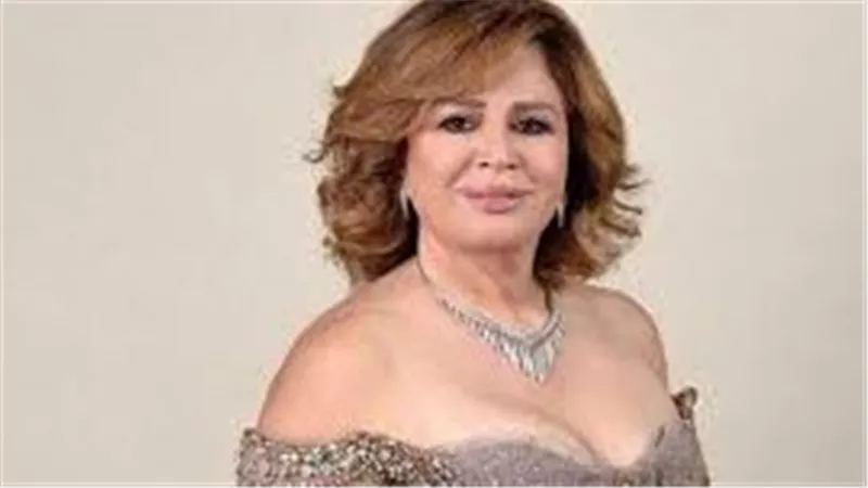 خسارة وزن ملحوظة.. إلهام شاهين تفاجئ جمهورها بهذه الإطلالة | شاهد