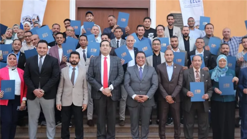الجامعة المصرية للتعلم الإلكتروني توقّع بروتوكول تعاون مع معهد إعداد القادة