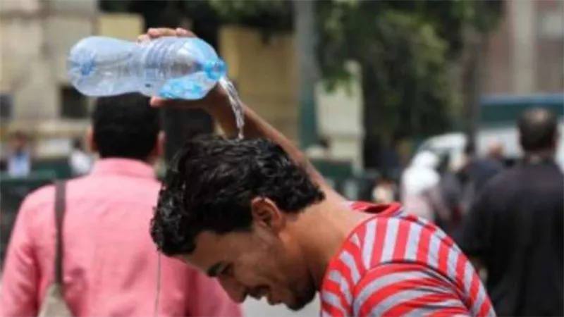 تغير مفاجيء.. الأرصاد تحذر من حالة الطقس غدا الثلاثاء 6-5-2025