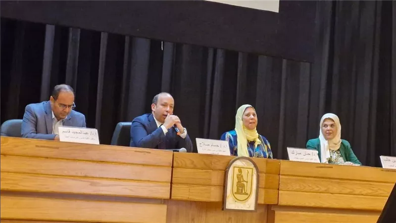 كلية طب قصر العيني تنظم مؤتمر طلابي علمي للتوعية الصحية والمجتمعية