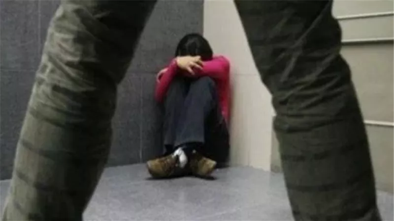  ياسين جديد..تفاصيل صادمة في اتهام طالب بهتك عرض طفل بالشيخ زايد