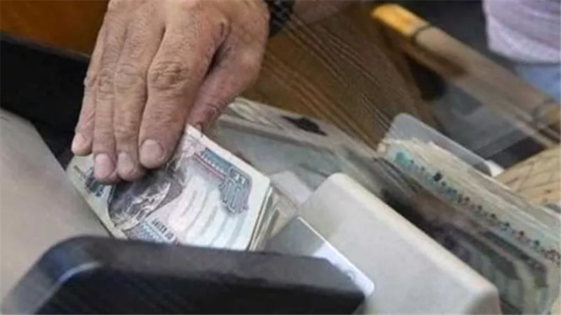تصل لـ1600 جنيه.. جدول زيادة المرتبات 2025 الجديد بعد توجيهات السيسي