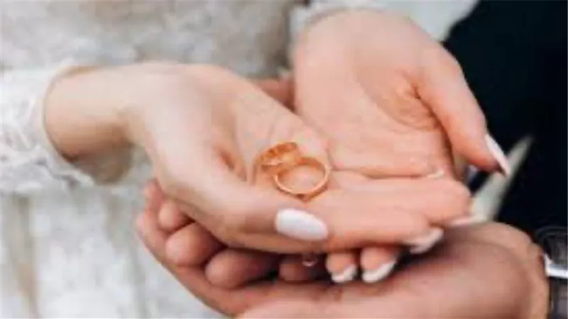  وهم الزواج المزيف والعقود المضروبة.. القصة الكاملة لجريمة الخاطبة على الإنترنت 