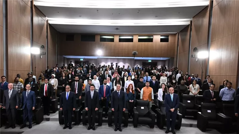 منتدى ناصر الدولي ينظم يوما دبلوماسيا للمشاركين بنسخته الخامسة بحضور وزير الخارجية في العاصمة الإدارية