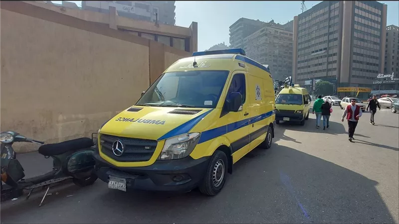  بنتي ماتت على إيدي بسبب تأخر الإسعاف..القصة الكاملة لفاجعة أب على الطريق وتدخل عاجل من وزير الصحة 