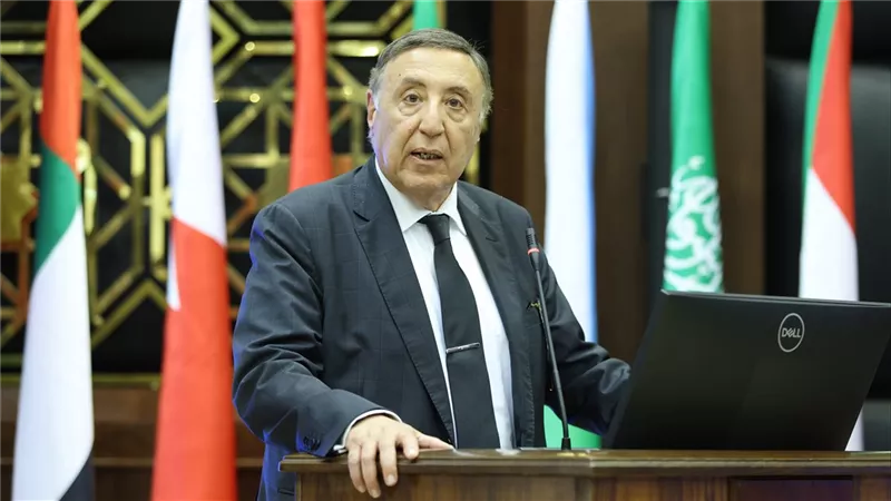  رئيس المحكمة الدستورية العليا يلقي محاضرة بالأكاديمية العربية للعلوم والتكنولوجيا.. تفاصيل