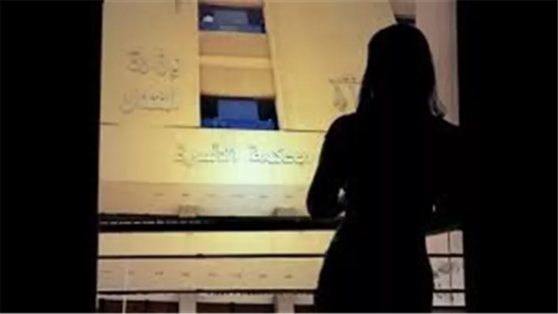 بينام لوحده ومش طايقني..لبنى تطلب الخُلع في محكمة الأسرة بعد 7 سنين جواز