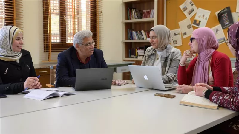 الجامعة الأمريكية تشارك في مبادرة عالمية لتعزيز نظام الرعاية الصحية في مصر