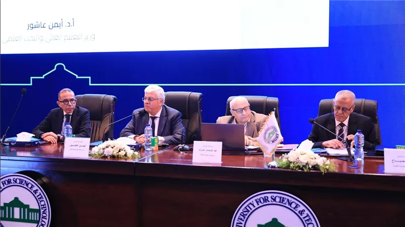 إنشاء جامعتين و14 كلية جديدة.. أهم قرارات اجتماع مجلس الجامعات الخاصة اليوم