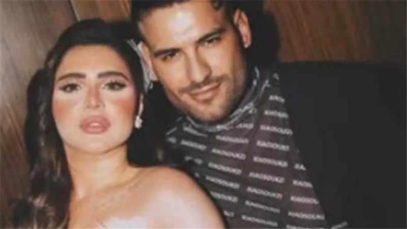 بعد أيام من الزفاف.. تعليق ناري من يارا تامر زوجة مسلم على جدل طلاقهما بسبب بلوجر | شاهد