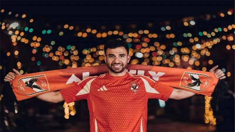  بعد عودة تريزيجيه.. من يحمل شارة القيادة في النادي الأهلي؟ 