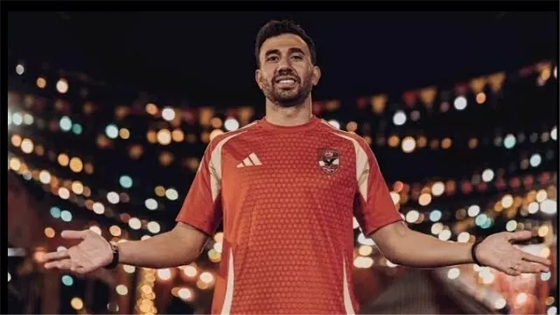 مكالمة الخطيب وتهديد بالاعتزال.. تريزيجيه يكشف كواليس عودته للنادي الأهلي