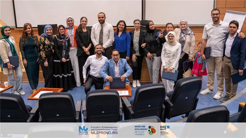 جامعة النيل تحتفل بتخريج دفعة جديدة من دبلومة إدارة تقنيات معالجة المياه وإعادة استخدامها في الزراعة