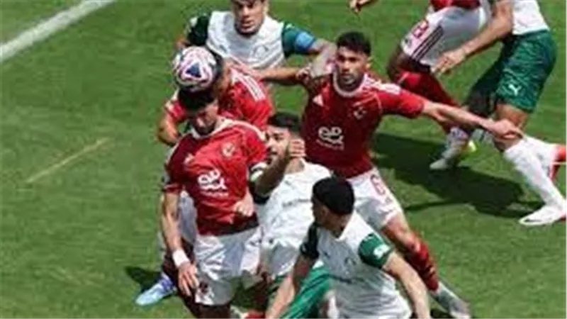 خليكم في بني عبيد وستيلينبوش.. رسالة ساخرة من نجم الأهلي السابق لجماهير الزمالك