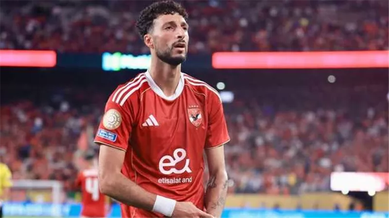عندي عرض.. تفاصيل حديث شوبير مع وسام أبوعلي والرحيل عن الأهلي