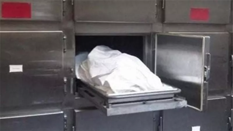 طعنه وجلس جوار الجثة يبكي.. تفاصيل صادمة في قيام شاب بقتل عمه بالمعصرة
