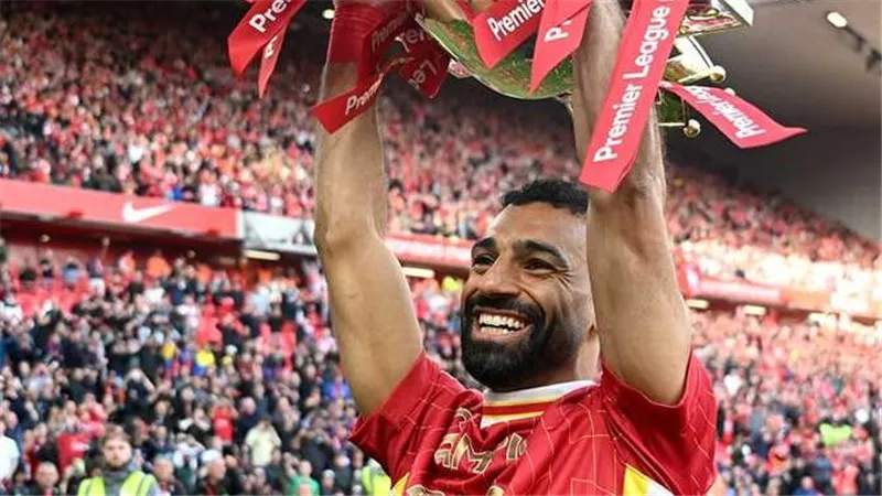 محمد صلاح يتقدم على الأساطير.. قائمة أعظم لاعبي ليفربول في التاريخ