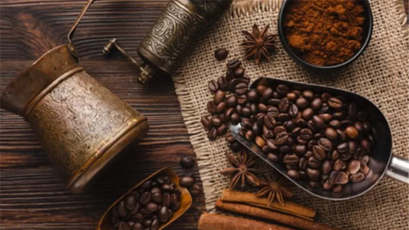 تعرف عليها.. 6 أطعمة لا يجب تناولها مع القهوة