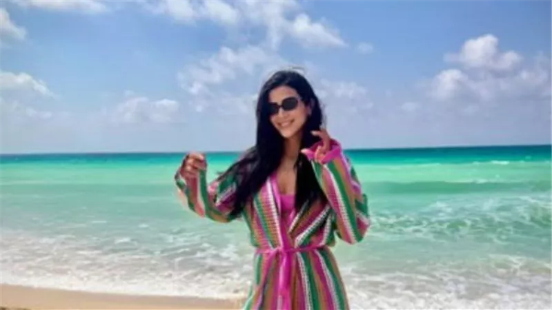  بـ سوت ملونة.. ريم سامي تثير ضجة من الساحل الشمالي | شاهد