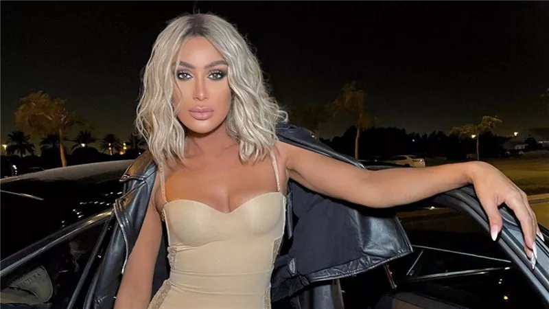 فستان مكشوف بربع مليون جنيه.. مايا دياب تثير السوشيال ميديا بإطلالة جريئة | شاهد