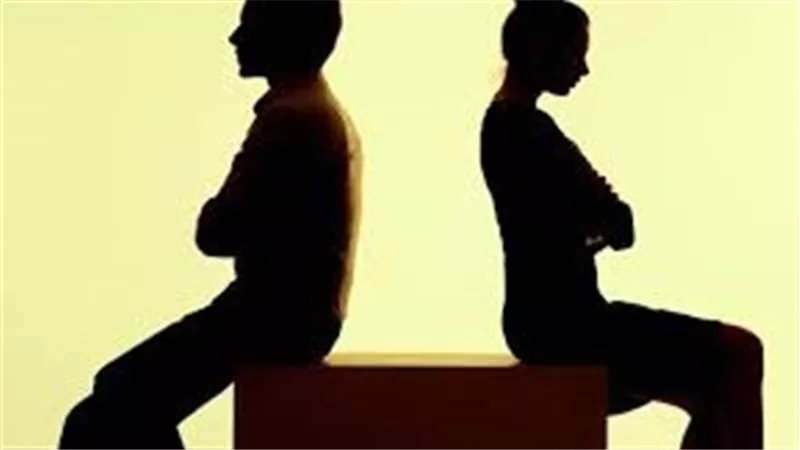 كلبي كشف خيانتها مع سواق شركة والدي..عجاج يطلب طلاق الشقاق من زوجته في محكمة الأسرة