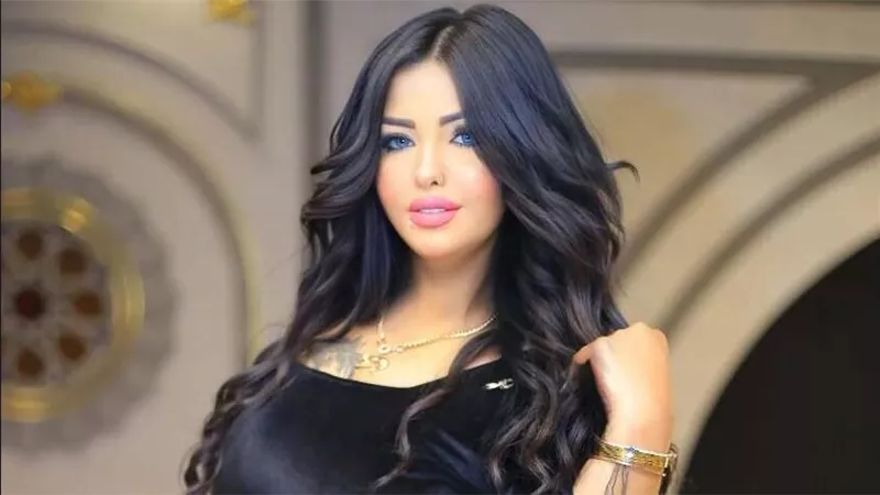  ليست أنثى.. صدمة على السوشيال ميديا بعد القبض على البلوجر ياسمين تخلي الحجر يلين | شاهد