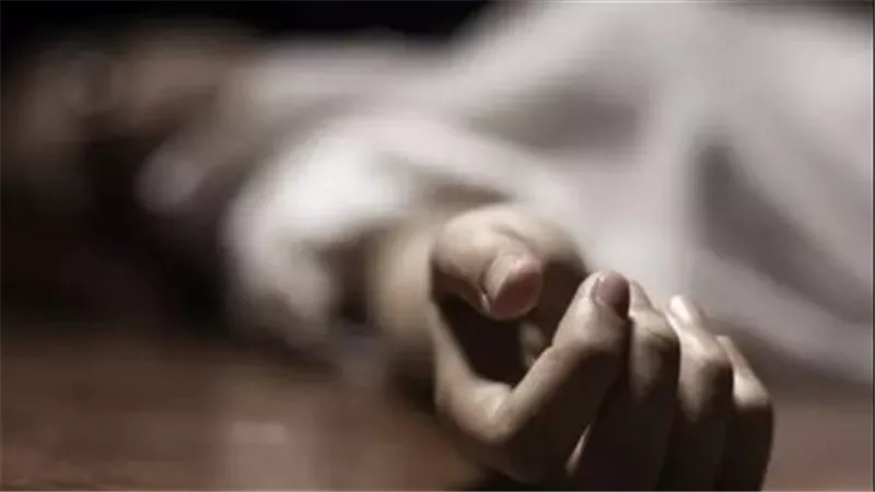 كان حابسها.. تفاصيل مأساوية في وفاة سيدة قفزت من الطابق الثاني هربًا من زوجها