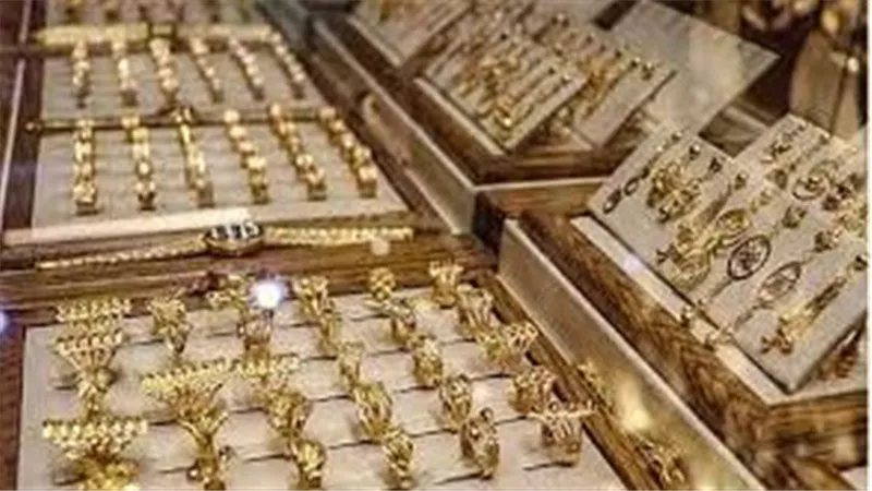 سعر الذهب اليوم الجمعة 22-8-2025 تحرك مفاجيء