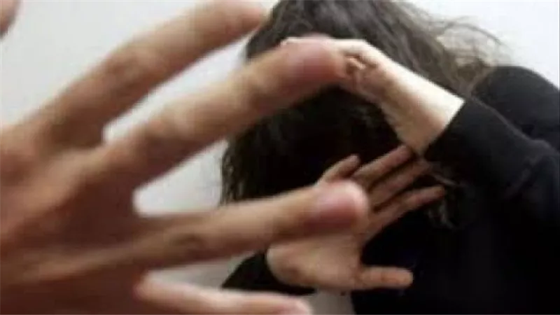  تناولت المخدرات وحدها.. عاطل يعذب عشيقته حتى الموت ويلقي جثتها بجوار الدائري 