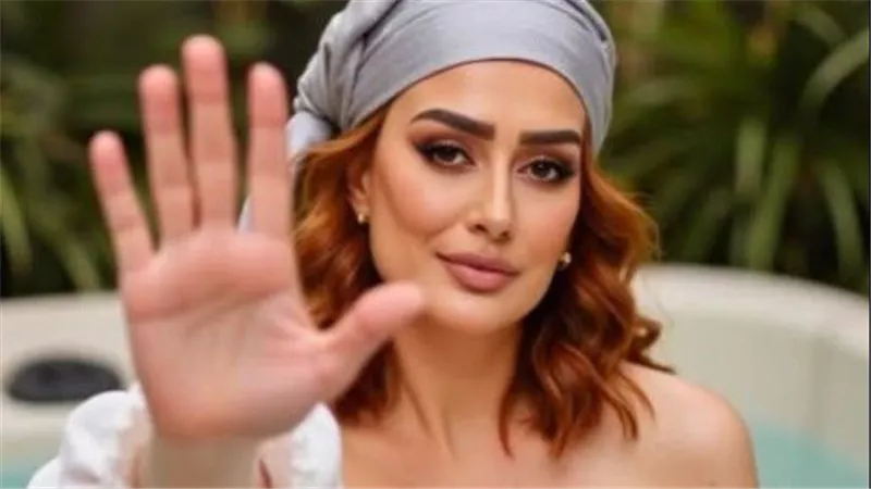  صغرت 20 سنة.. غادة عبد الرازق تثير الجدل بهذه الإطلالة | شاهد