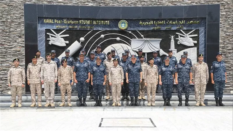 قائد القوات البحرية يلتقى رئيس أركان القوات البحرية الملكية السعودية