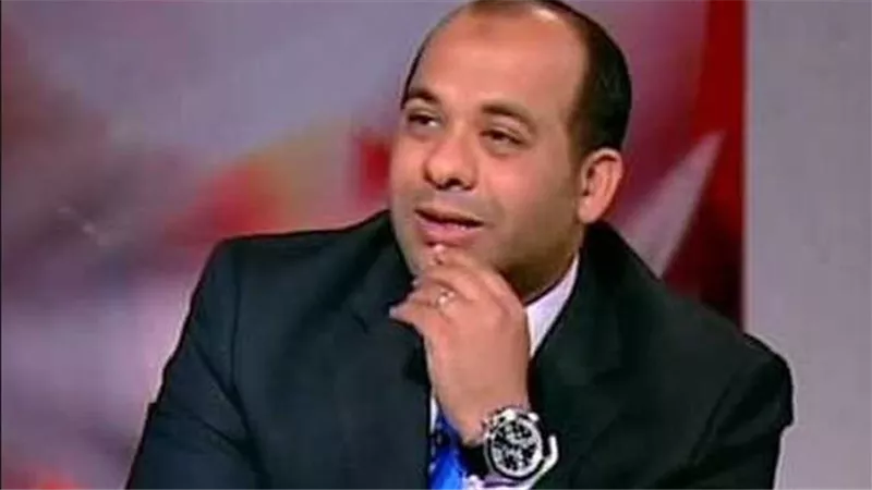 لازم قرار من وليد صلاح الدين.. تعليق ناري من أحمد شوبير على التصرف الأخير لثنائي الأهلي