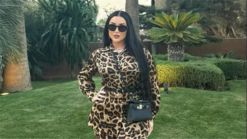  بالتايجر.. دنيا بطمة تثير الجدل بهذه الإطلالة | شاهد