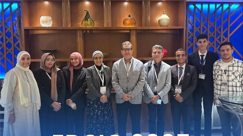 طلاب أسنان جامعة الريادة يحصدون المركز الأول في المسابقة العلمية الدولية