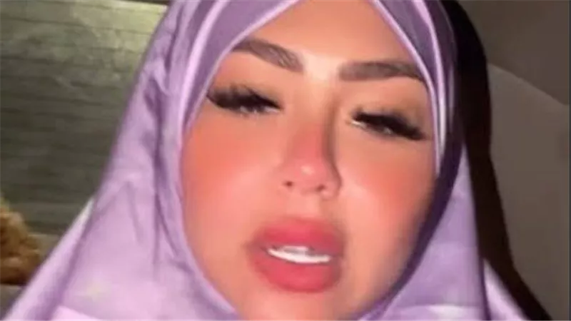  بعد ظهورها بالحجاب.. صور أثارت الجدل لـ هدير عبد الرازق | شاهد
