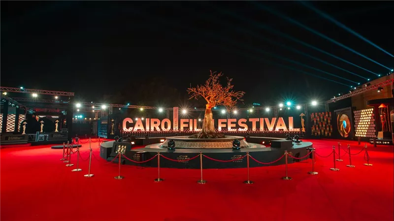 مهرجان القاهرة السينمائي الدولي يوقع شراكة مع فرع جامعة كوفنتري بالقاهرة