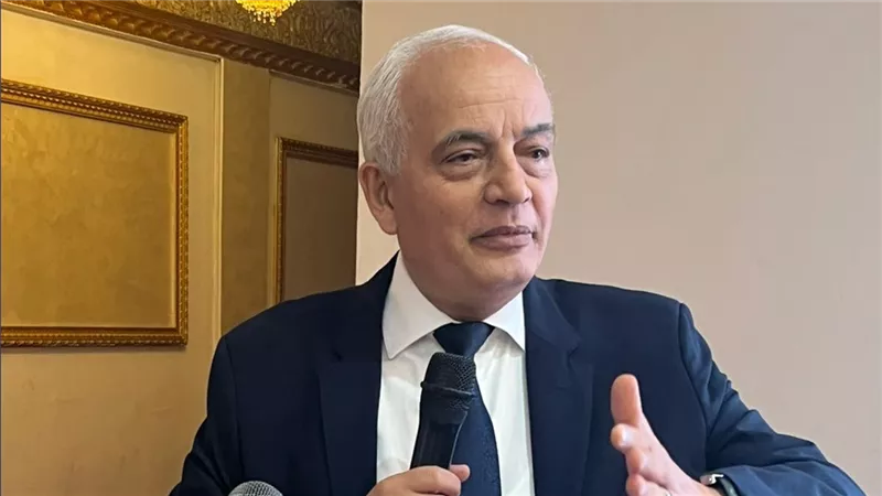 رضا حجازي يقدم رؤيته المستقبلية للتعليم والتنوع الثقافي بحلول 2050 (صور)