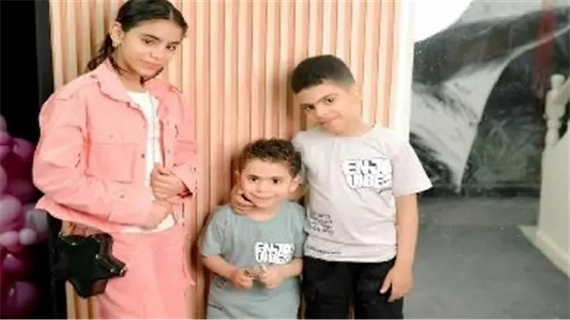 تفاصيل مأساوية.. أب يقتل أولاده الثلاثة ويطعن زوجته وينهي حياته أسفل عجلات قطار المنصورة 