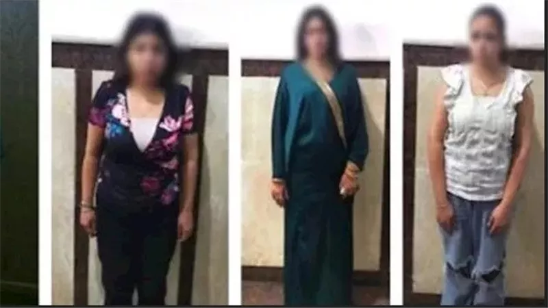 سقوط شبكة الهواتف المشبوهة.. تفاصيل القبض على 4 سيدات يروجن لأعمال منافية للآداب بالإسكندرية