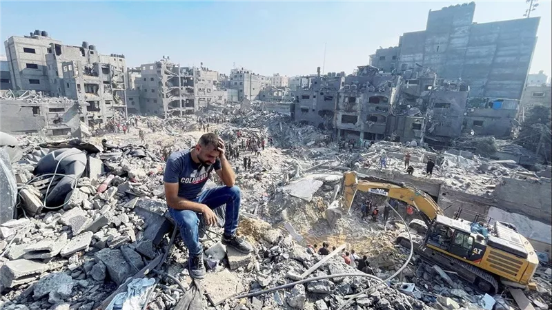 حماس عند مفترق الطرق: صفقة تهدئة أم طريق إلى تدمير نهائي لغزة؟