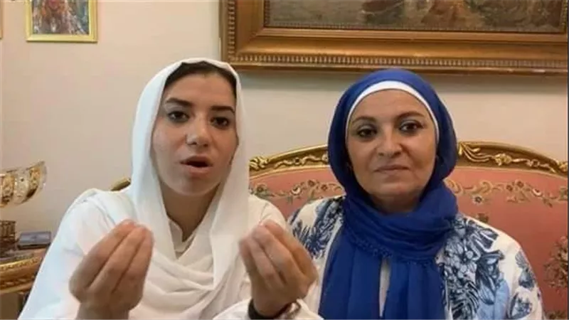  هبة قطب تكشف مفاجأة في فرح ابنتها دينا 