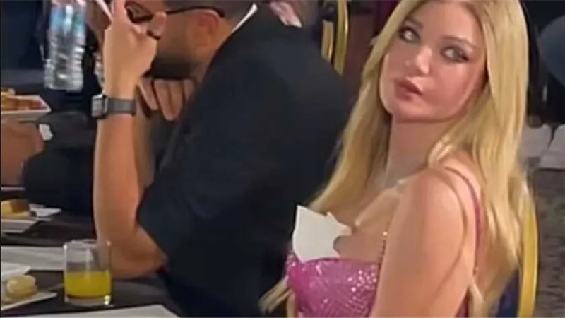 المنديل بتاعي بقى موضة.. ياسمين الخطيب تثير الجدل بعد أزمة فستانها | شاهد