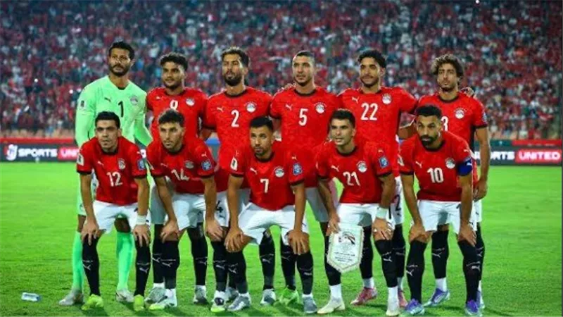  بعد التأهل لكأس العالم.. ماهي مكافأة كل لاعب في منتخب مصر؟ 