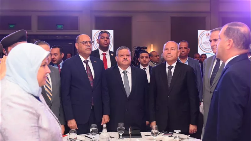وزير العمل يُشارك في فعاليات