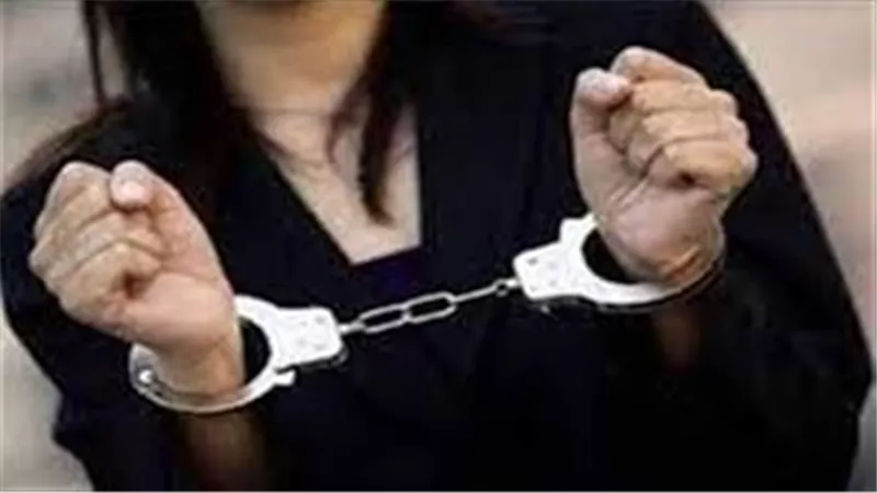 ابنها عاكس زميلته ففصلوه.. التفاصيل الكاملة لاقتحام سيدة لمدرسة في أكتوبر